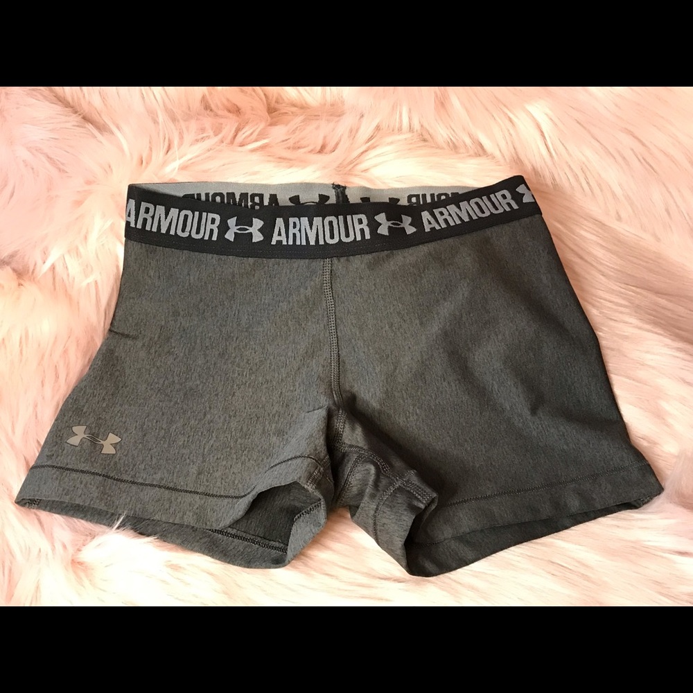 Under Armor Shorts size S